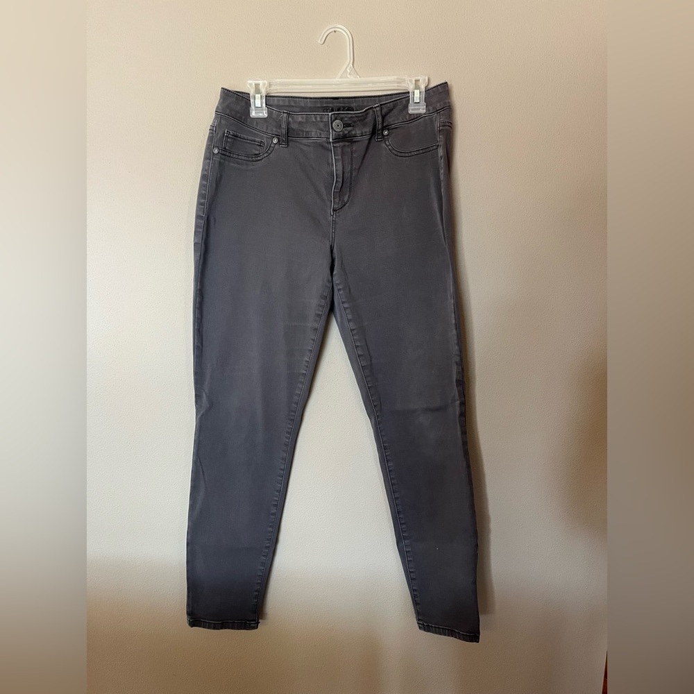 Women’s Maurice’s jeggings